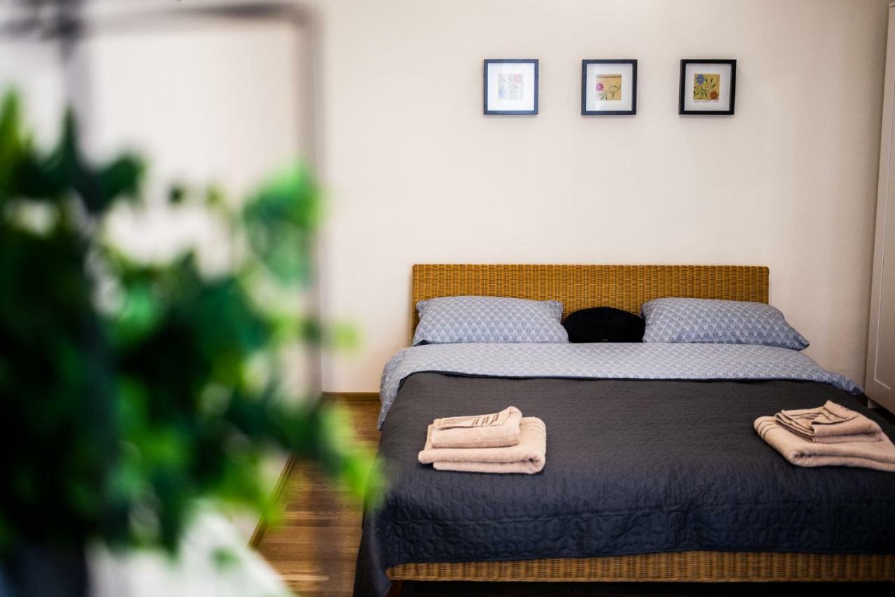 ULTRACENTRAL Luxury Apartment Oradea Extérieur photo