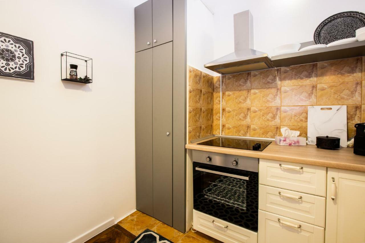 ULTRACENTRAL Luxury Apartment Oradea Extérieur photo